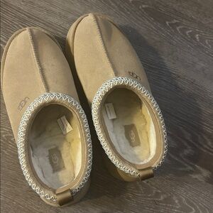 UGG Women's Cozy Beige Slippers